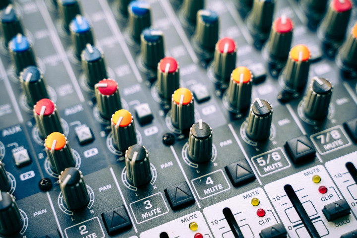 analog audio hardware studio